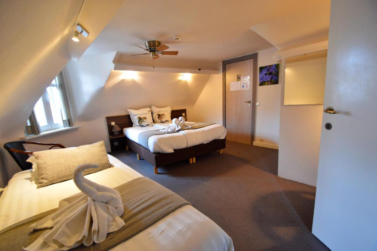 Hotel Ambrosia อีปส์ ภายนอก รูปภาพ