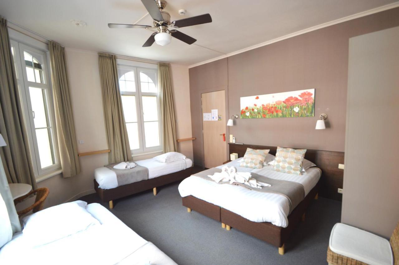 Hotel Ambrosia อีปส์ ภายนอก รูปภาพ