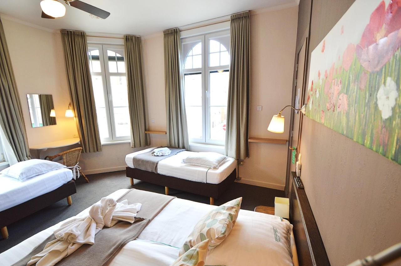 Hotel Ambrosia อีปส์ ภายนอก รูปภาพ
